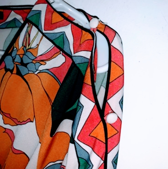 🎐- BCBGmaxazria sz M Floral Dress - Picture 3 of 7